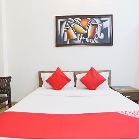 Oyo 72519 Meera Bhawan Otel Vrindāvan Dış mekan fotoğraf